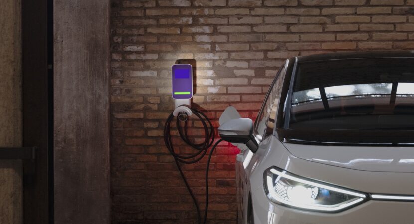 electric cars - battery - tesla