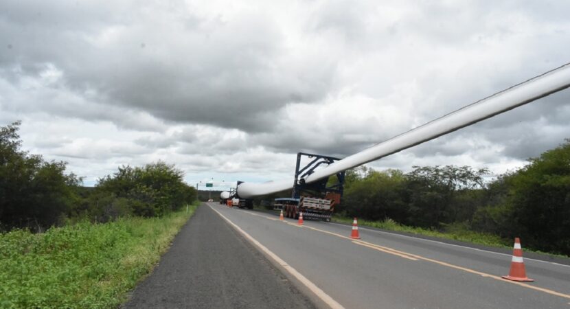 Piauí - Caminhões - pás eólicas - energia eólica -