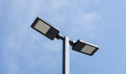 luminária inteligente - energia solar - luminária - luminária solar -