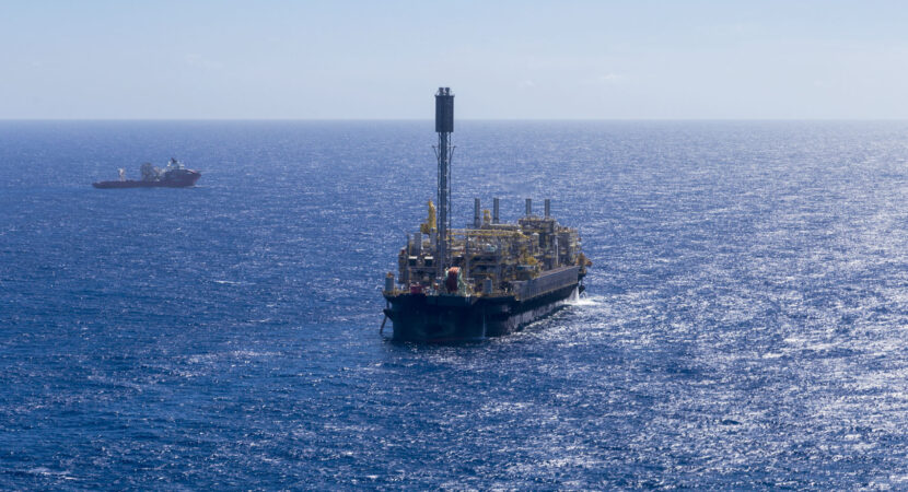 plataforma presal | SSPA entregará R$ 500 mil millones a la Unión y más pozos de petróleo entrarán en operación en Brasil