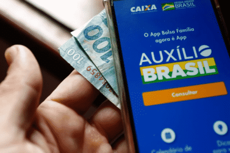Payment of the Brazil aid may be made to workers with a formal contract as long as they meet the rules
