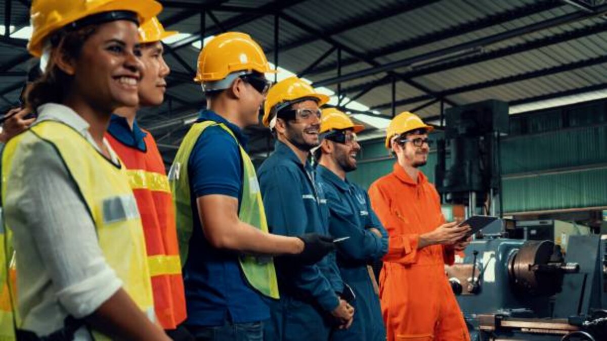 For those interested in working in the industrial production segment, the company ACTECH is offering job openings at its Ouro Preto factory and registrations to compete in the selection processes can now be carried out.