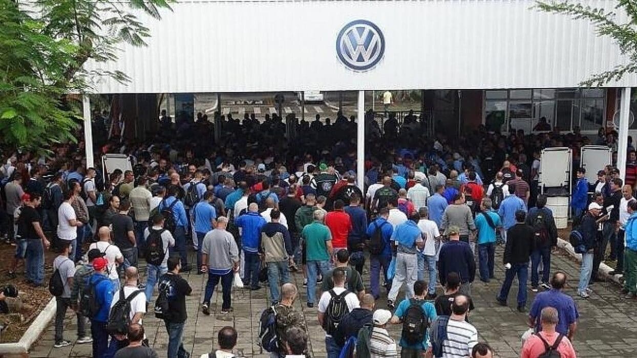 Volkswagen - Ford - Gol - Voyage - Fox - SP - factory - LG - production