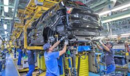 Ford - employment - production - Bahia - factory - engineers