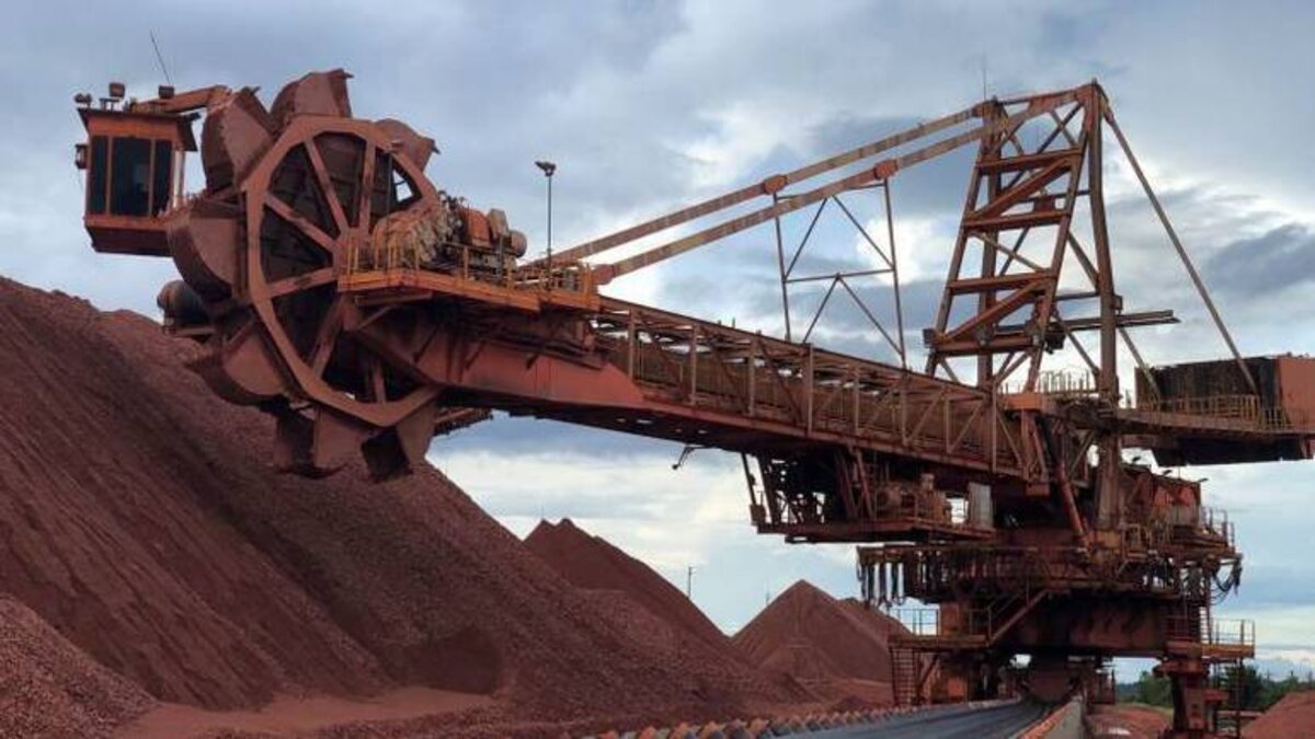 19 municípios de fronteira agora serão sede de projetos e empreendimentos do setor da mineração após o Governo liberar a exploração de minérios como o ouro e ferro nesses locais para expandir o segmento no Brasil