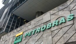 Com uma possível alteração nas regras de frete da Petrobras, o mercado de combustíveis começa a analisar os possíveis cenários e, em todos, a alteração deverá dificultar a exportação de petróleo e não surtirá grande efeito nos preços finais dos combustíveis