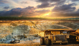As companhias Vale e Sinobras assinaram um termo de compromisso para o mais novo projeto no ramo da mineração em Marabá, que consiste em uma planta de produção de aço a partir do ferro gusa que será oferecido pela subsidiária da Vale, a Tecnored