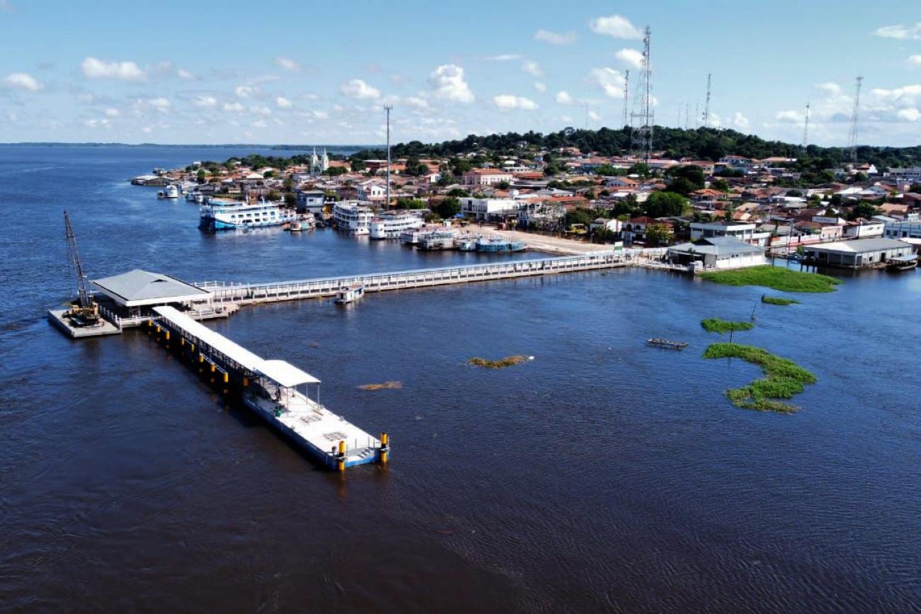 A CPH entrega nesta semana à população do estado do Pará a reforma do Terminal Hidroviário de Alenquer, que recebeu um investimento de R$ 4,5 milhões para a realização de obras de infraestrutura, visando garantir mais segurança e qualidade operacional.