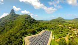 Fernando de Noronha utilizará usina solar e sistema de armazenamento de energia para recarregar carros elétricos