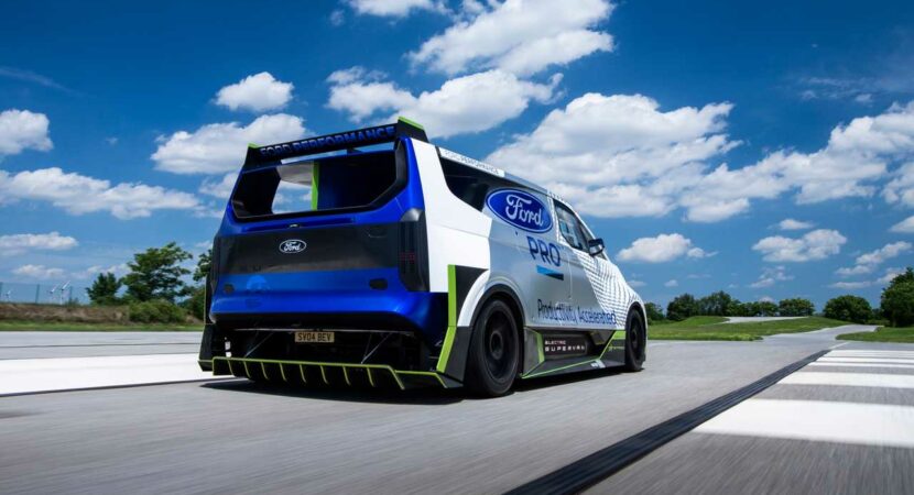 Nova Supervan elétrica da FORD possui 2.000 CV e vai 0 a 100 kmh em apenas 2 segundos