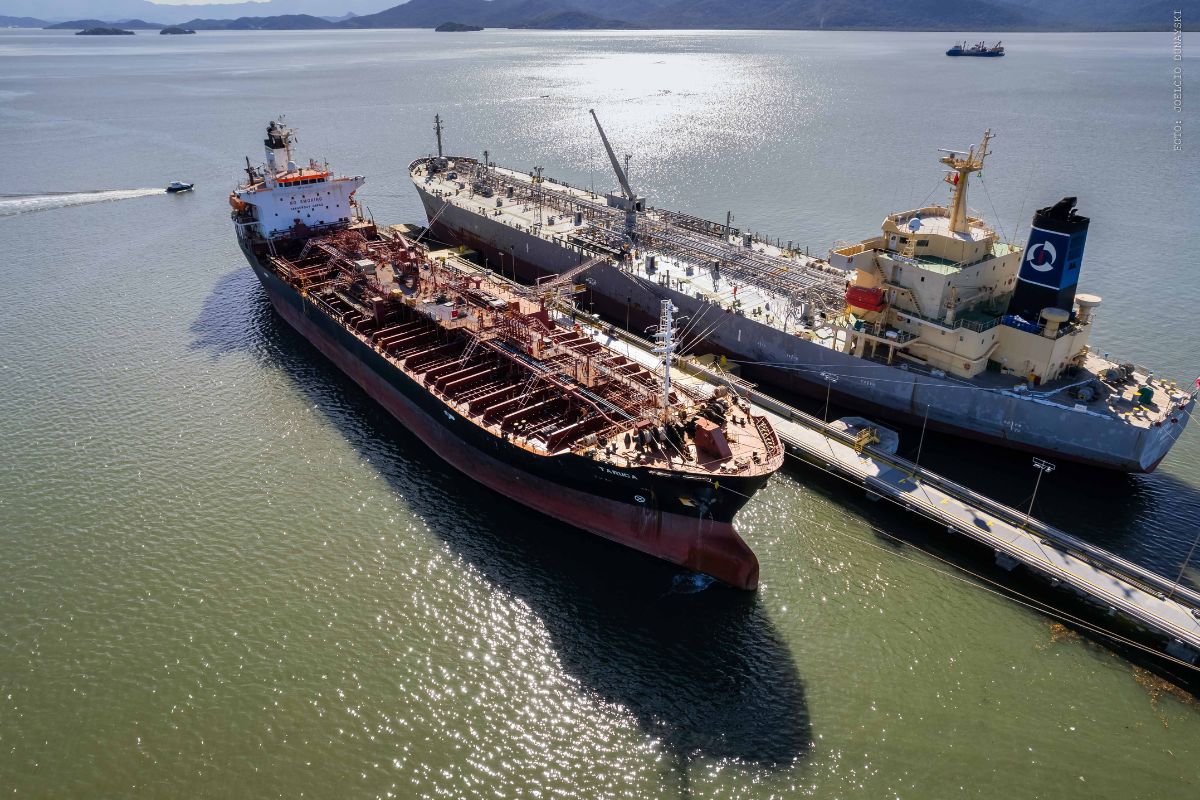 Biodiesel transporte marítimo combustíveis cabotagem Porto de Suape Pernambuco