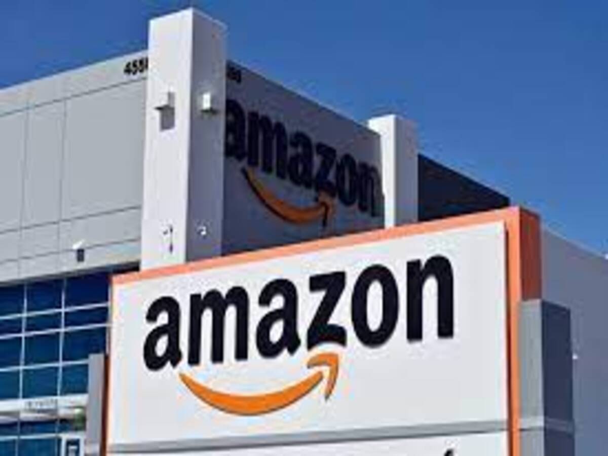 Amazon tem mais de 95 mil vagas de emprego Home Office e presencial! É isso mesmo! As áreas são marketing, operador de máquinas, tecnologia, administração e várias outras. Saiba como se candidatar, locais e vantagens - Canva