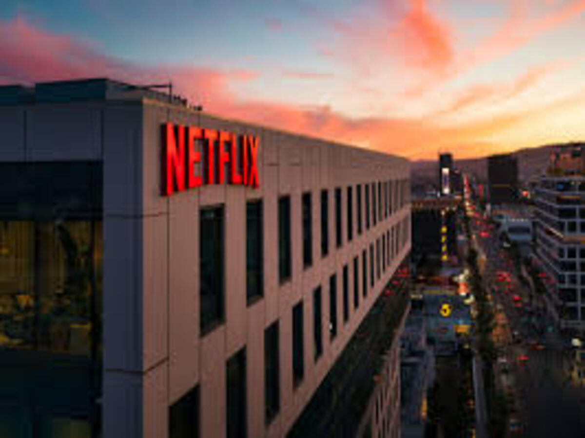 Vagas Netflix contrata brasileiros para trabalharem em casa