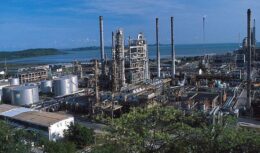 Refinaria de Mataripe - Bahia - Petrobras - gasolina - diesel - preço dos combustíveis - refinaria privada