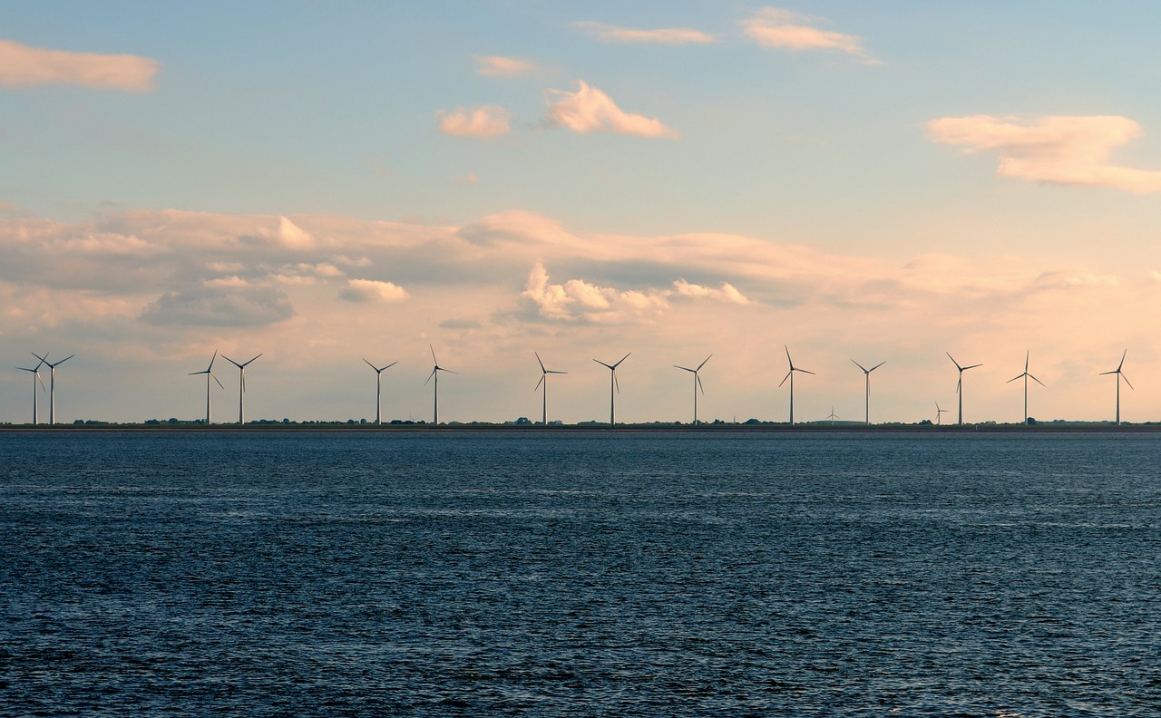 As novas notícias para o setor de energia eólica offshore e hidrogênio são animadoras para o país, já que a EDF Renewables planeja investir em projetos para a sessão. A empresa está focada em aumentar o campo de energia renovável brasileiro.