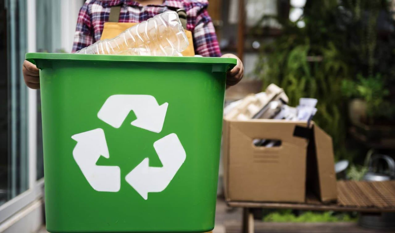 Ambipar Triciclo fecha parceria com Braskem em prol da reciclagem de embalagens plásticas