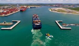 Porto de Suape comemora chegada da Maersk e empresa promete investir bilhões e criar milhares de empregos com a chegada do novo terminal
