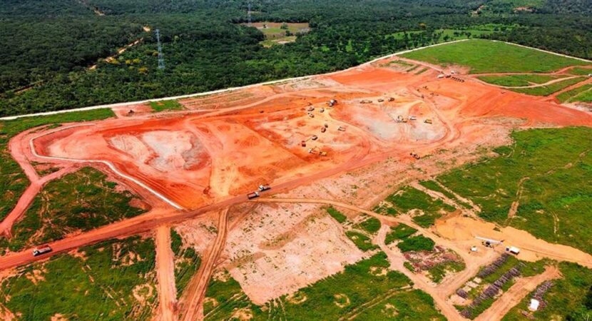 O Ministério de Minas e Energia (MME) está com grandes projeções para o ramo da mineração brasileira pelos próximos anos, uma vez que o recém-publicado decreto que flexibiliza a exportação de lítio no país poderá colaborar para a atração de investimentos bilionários no Brasil.