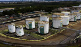 A companhia 3R Petroleum dá continuidade ao seu plano de expansão no mercado de óleo e gás brasileiro e assumiu a operação do polo cearense de petróleo Fazenda Belém, anteriormente administrado pela estatal Petrobras.