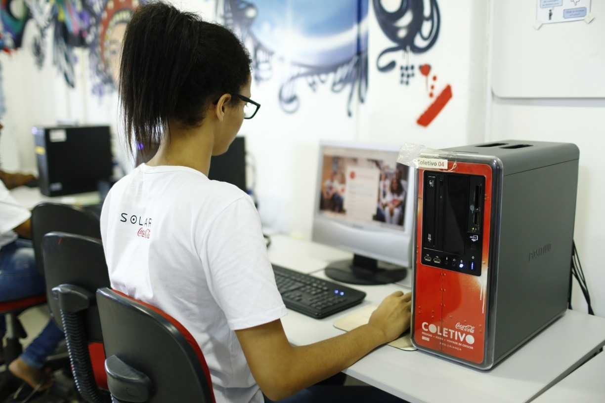 Coca-Cola oferece mais de 4 mil vagas em cursos gratuitos online com direito a certificação