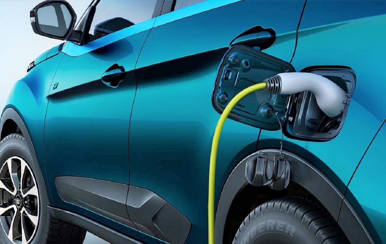 Empresas começaram a ver oportunidades para lucrar com recarga de carros elétricos em postos de combustíveis