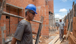 O acumulado da inflação da construção civil de janeiro a julho é de 9,11%, o IPCA mensal é de 1,48%: "brasileiro longe da casa própria"