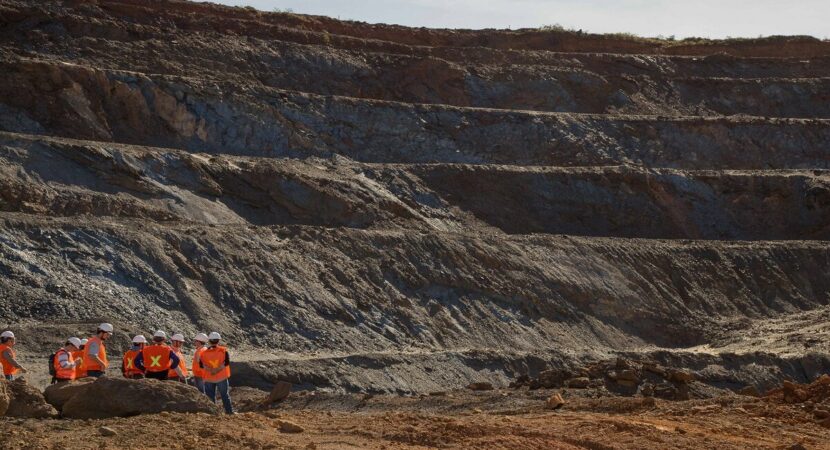 Visando expandir ainda mais a sua capacidade produtiva na mina Pedra de Ferro, localizada no estado da Bahia, a companhia de mineração Bamin anunciou a contratação da SNC Lavalin para o fornecimento de serviços de obras de ampliação na estrutura.