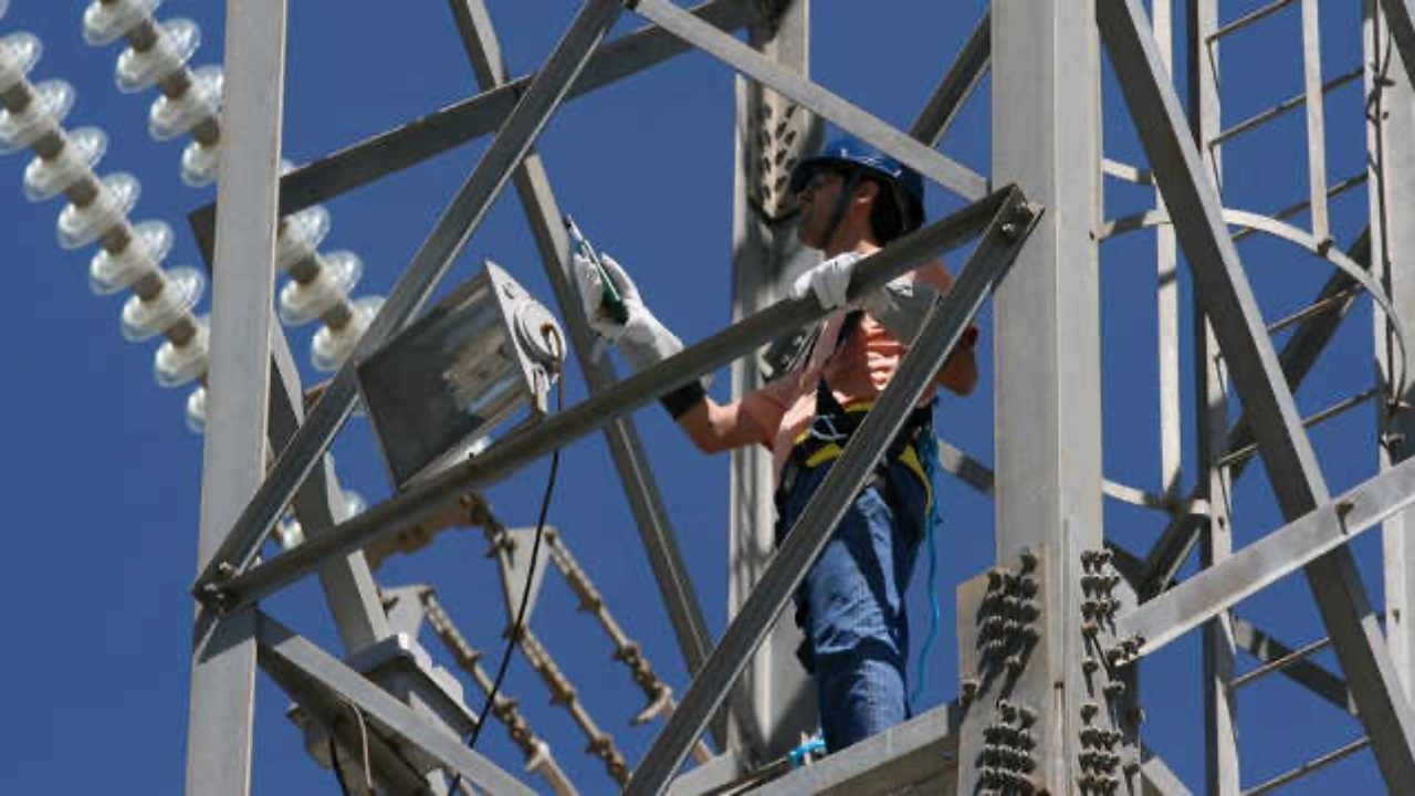 emprego - energia - torre - obra - mão-de-obra - Bahia - nordeste