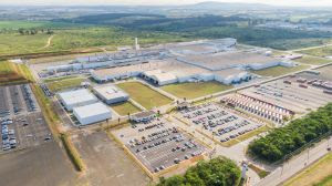 Com 10 anos de existência em Sorocaba (SP), fábrica da Toyota recebe R$ 3,1 bilhões em investimentos e fabrica mais de 1 milhão de veículos