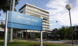 Mercedes-Benz, emprego, fábrica, São Paulo