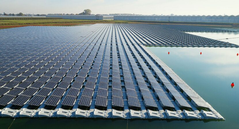 Empresa desenvolve “tapete solar” para gerar energia em pleno alto mar que pode revolucionar o mercado - painéis solares