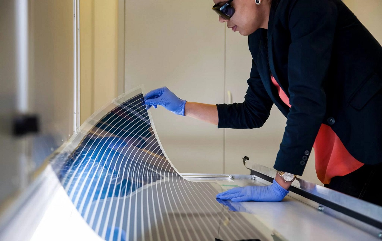 Este novo painel fotovoltaico promete revolucionar o mercado de energia solar e gerar até 50% de eficiência em dias nublados