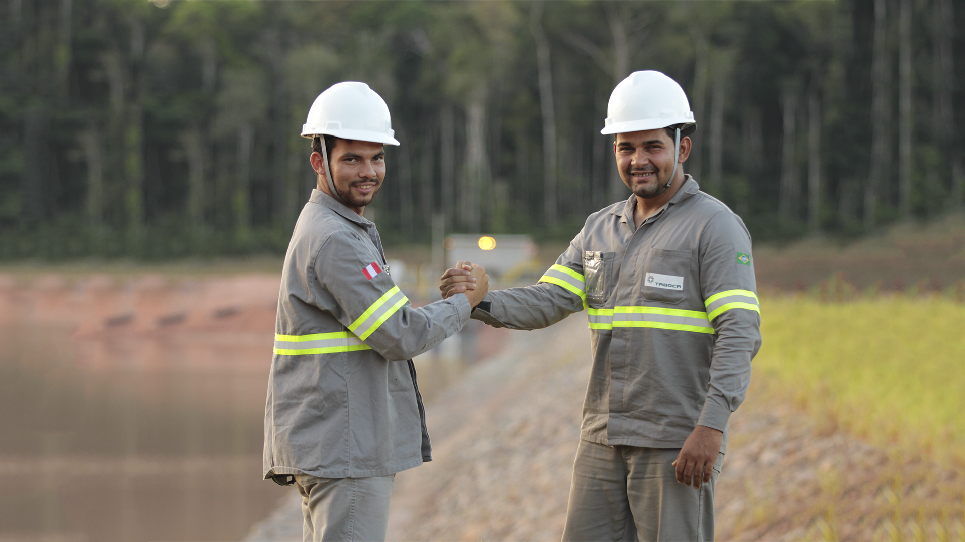Mineração Taboca está contratando pessoas para diversos cargos em São Paulo e Amazonas, incluindo técnicos, assistentes, eletricistas e engenheiros