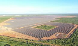 Multinacional Lightsource BP confirma investimento de R$ 800 milhões para construir complexo de energia solar no Ceará que promete gerar 800 empregos