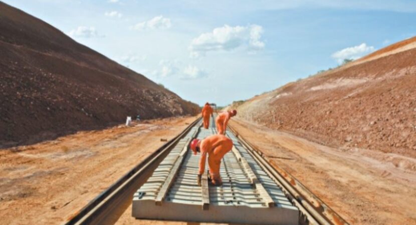 Pernambuco - emprego - ferrovia - transnordestina - minério - ferro - preço