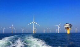 Brasil aposta em eólicas offshore para retomada da economia e da indústria a partir de recursos renováveis e de transição energética
