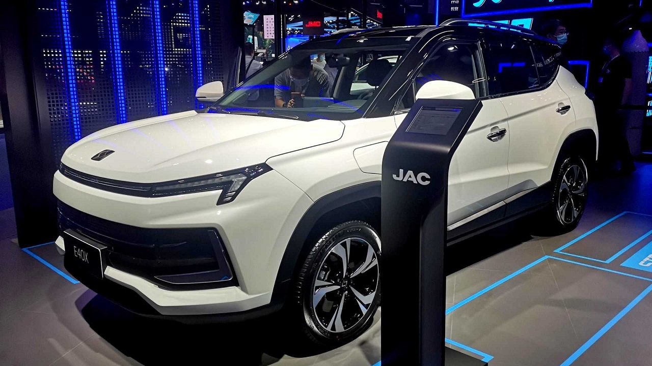 JAC Motors abandona de vez o motor a combustão e escolhe Brasil para venda de carros elétricos