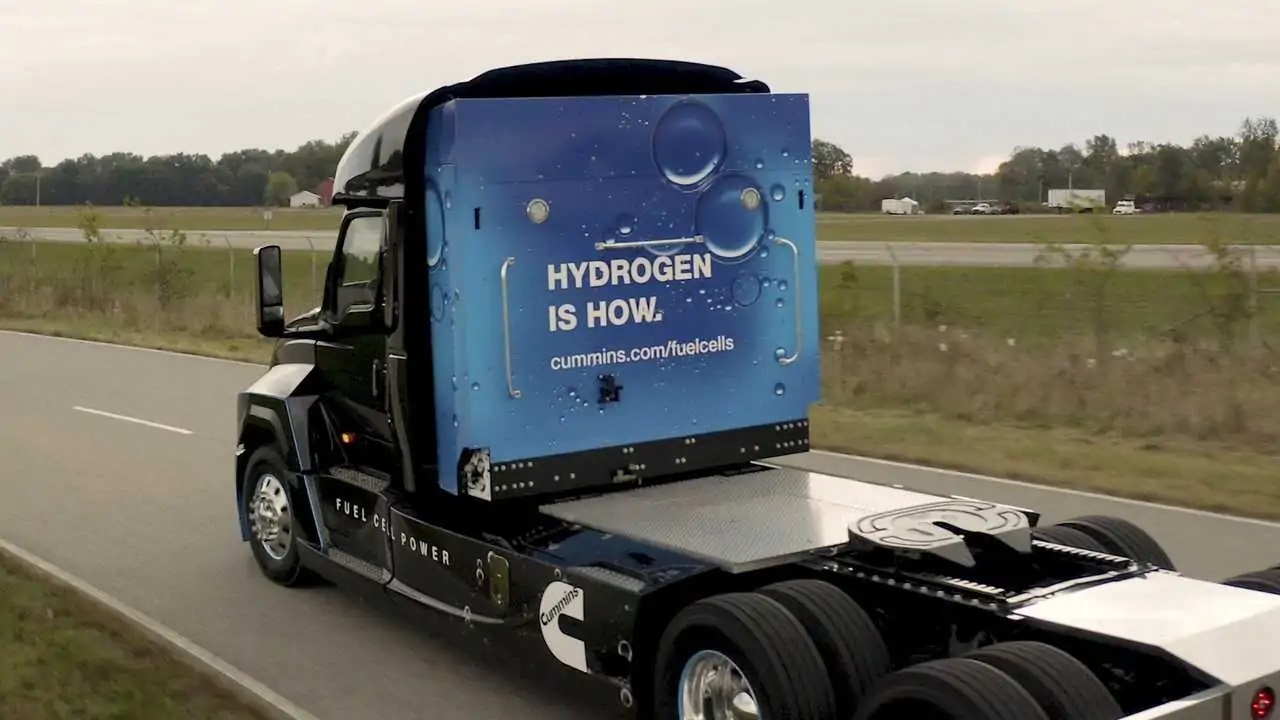 Motor a hidrogênio se torna viável graças à plataforma de combustível baixo carbono que acaba de ser lançada pela Cummins