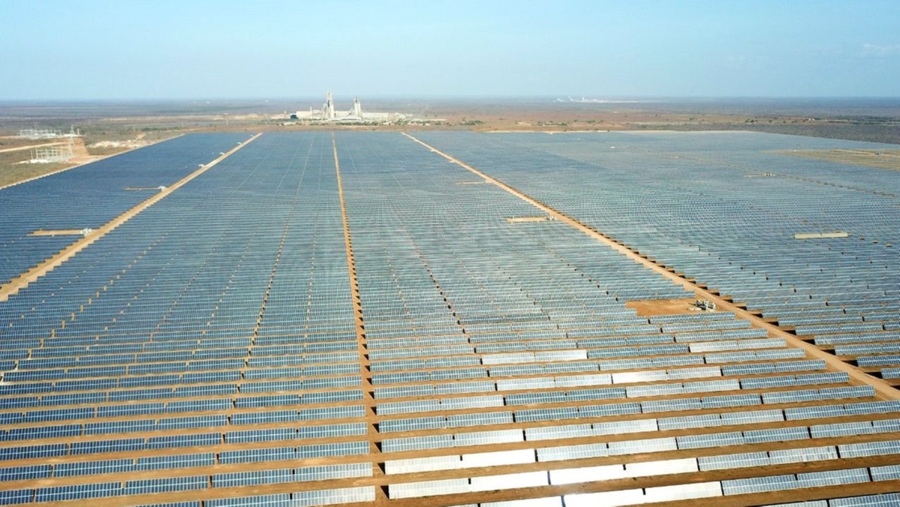 Ceará receberá novo investimento de R$ 2 bilhões para a instalação de parque de geração de energia solar. Projeto da Kroma Energia deverá gerar cerca de 1.500 empregos