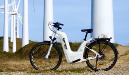 Empresa desenvolve bicicleta movida a hidrogênio com autonomia de 150 km, que pode ser abastecida em menos de dois minutos