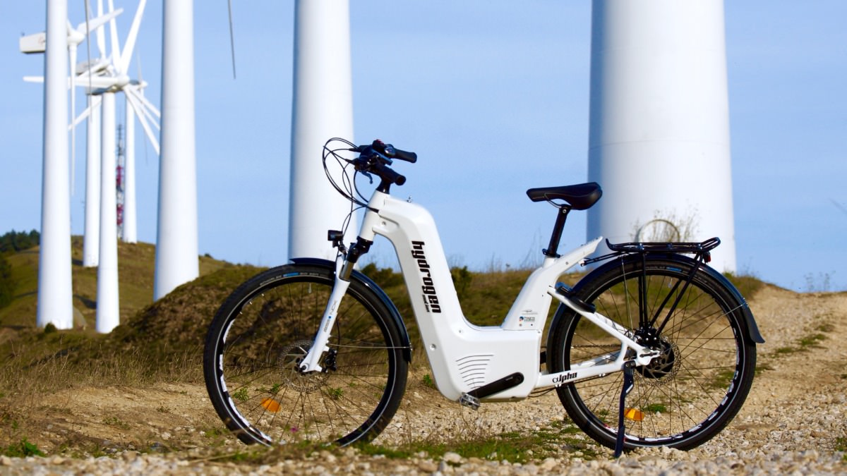 Empresa desenvolve bicicleta movida a hidrogênio com autonomia de 150 km, que pode ser abastecida em menos de dois minutos