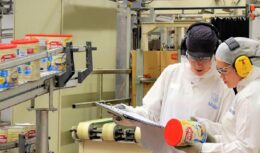 Multinacional Nestlé abre processo seletivo com mais de 70 vagas de emprego home office para candidatos com e sem experiência