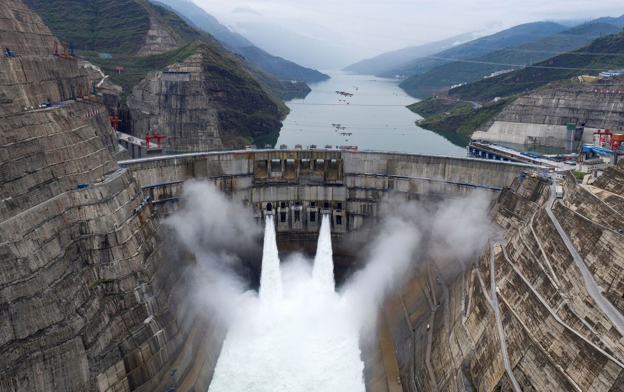 Usina hidrelétrica de Baihetan, a segunda maior do mundo, foi inaugurada na China e possui capacidade total de 16 milhões de quilowatts