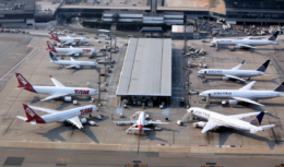 A GRU Airport informou nesta terça-feira que mais de 30 milhões de passageiros passaram pelo Aeroporto de Guarulhos em 2022 para a utilização do transporte aéreo