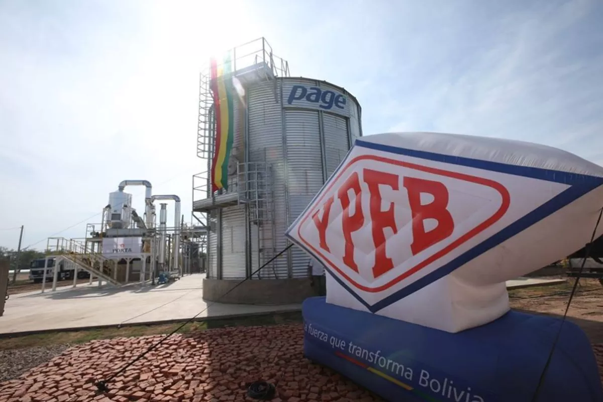 Para repor reservas do energético em petróleo e gás, estatal boliviana YPFB anuncia investimento de centenas de milhões em operação