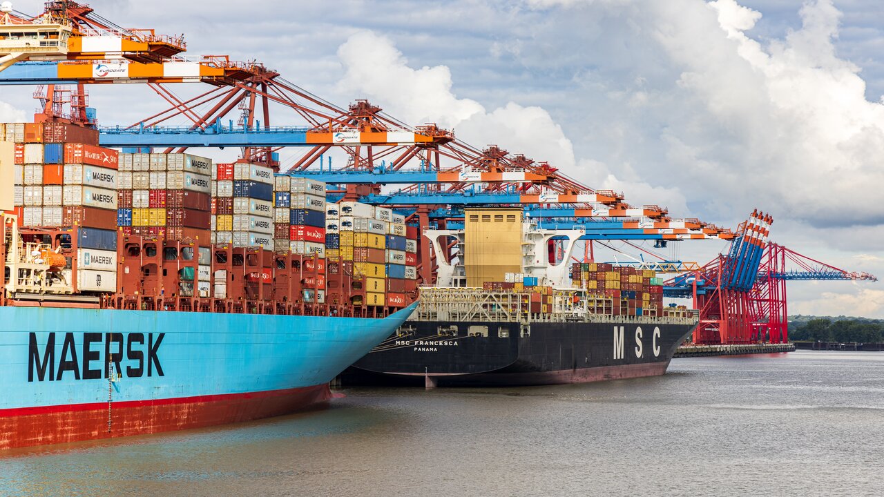 Com parceria no setor de transporte marítimo desde 2015, as gigantes MSC e Maersk anunciaram o fim da aliança 2M.