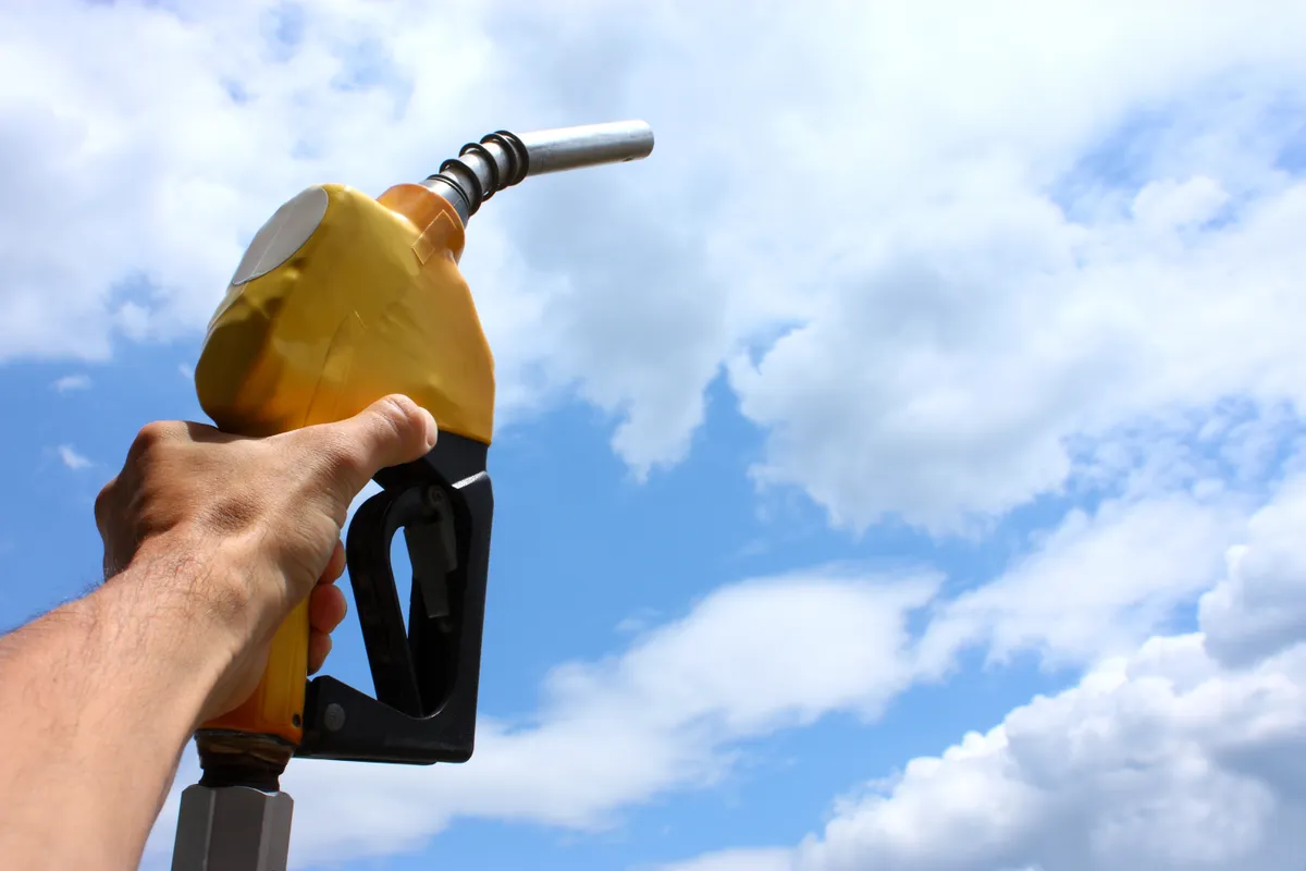 Após a secretaria decidir instaurar processos administrativos por conta do aumento registrado em postos de gasolina na virada do ano, a Sanacon abre uma averiguação sobre os preços dos combustíveis