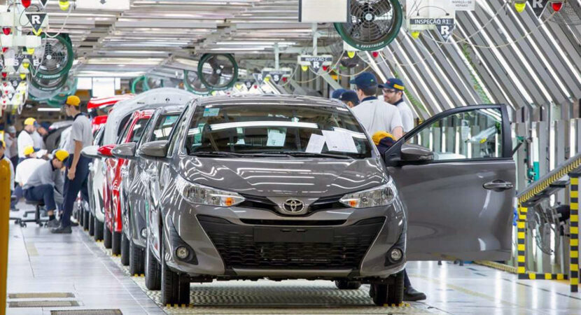 Toyota, a maior montadora de veículos do mundo, está buscando profissionais para preencher as vagas de emprego abertas no Brasil, Europa e EUA