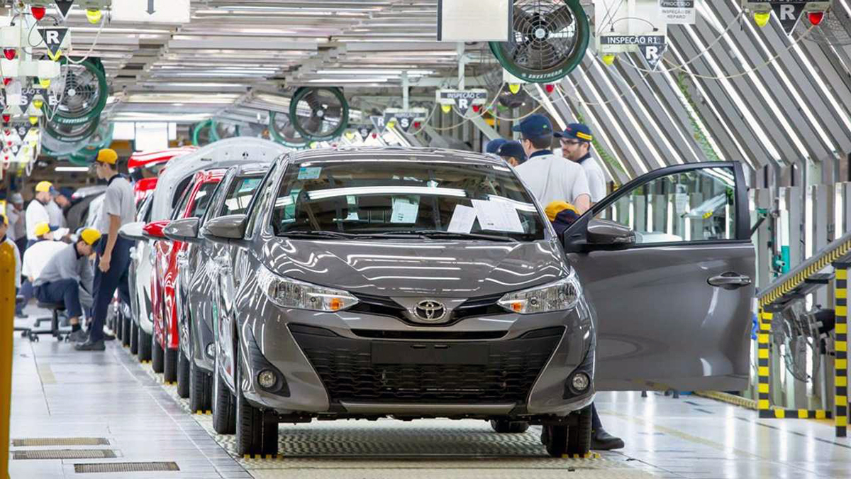Toyota, a maior montadora de veículos do mundo, está buscando profissionais para preencher as vagas de emprego abertas no Brasil, Europa e EUA