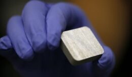 Cientistas criam baterias de oxigênio inovadoras e acessíveis sem elementos químicos raros e caros
